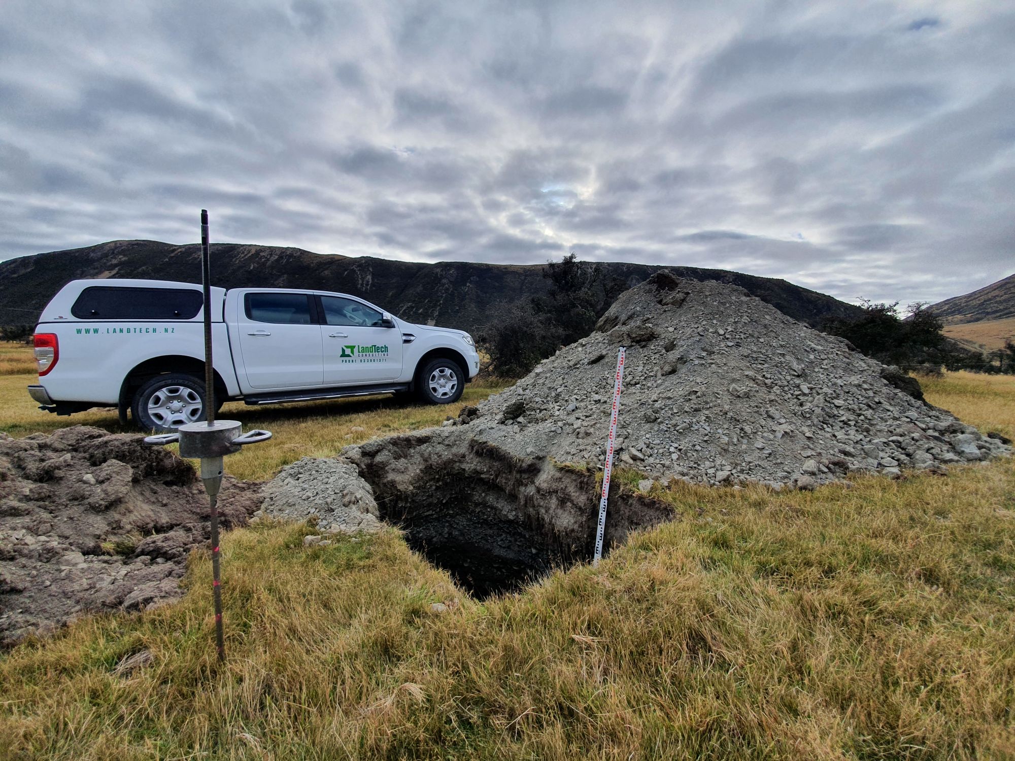 smaller image LandTech_Service_Geotechnical_Assessment_800x500px